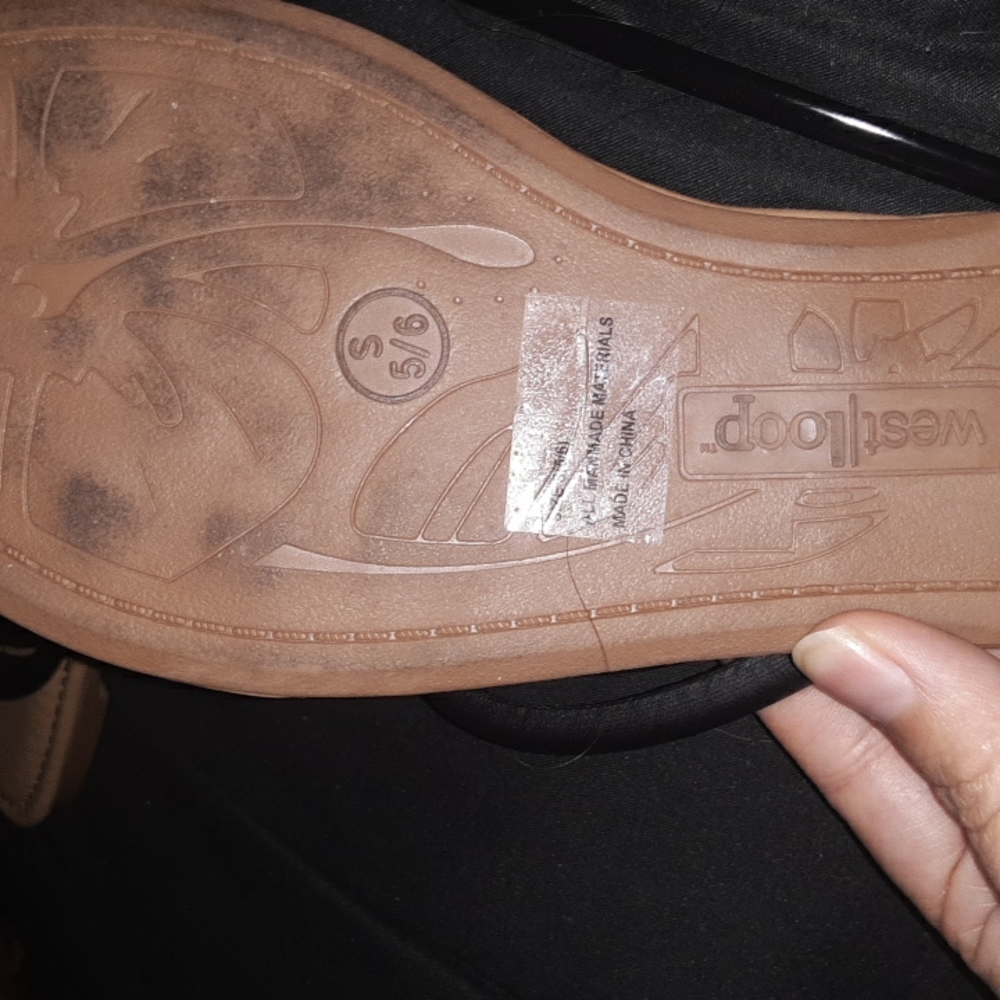 Sandals - Picture 5 of 5